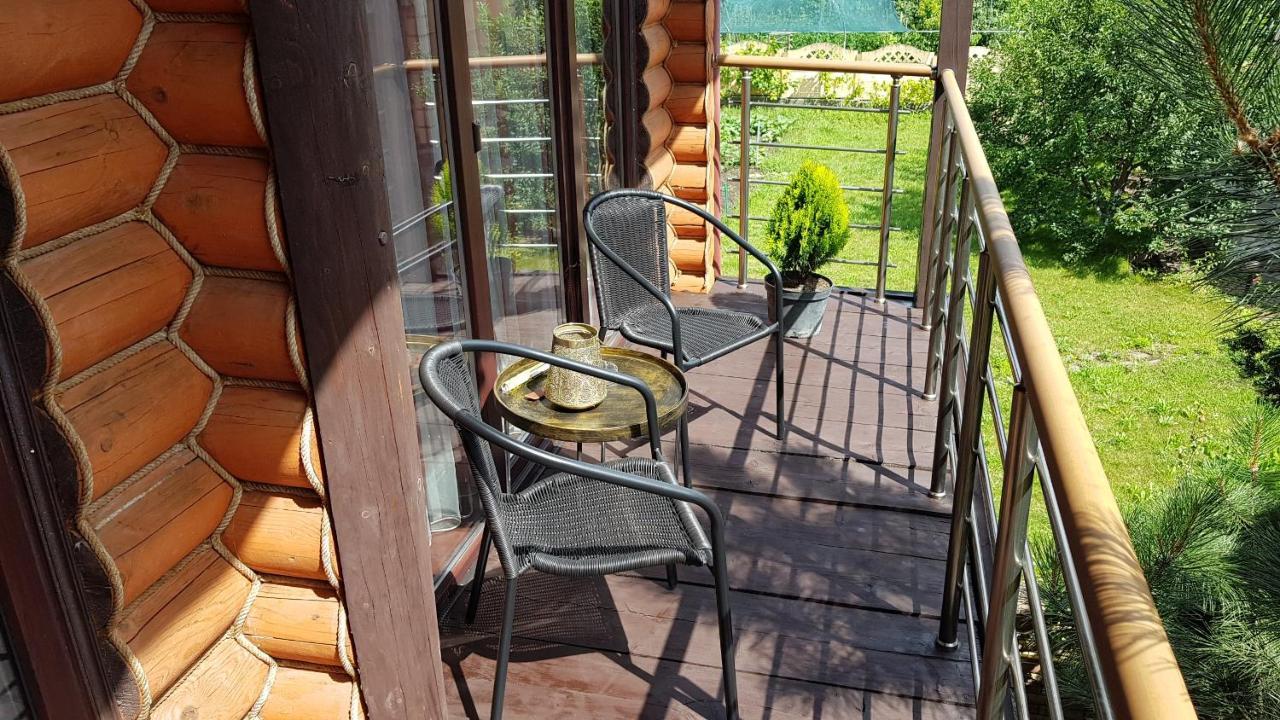 Luxury Villa With Pool And Sauna Chernivtsi Exterior foto