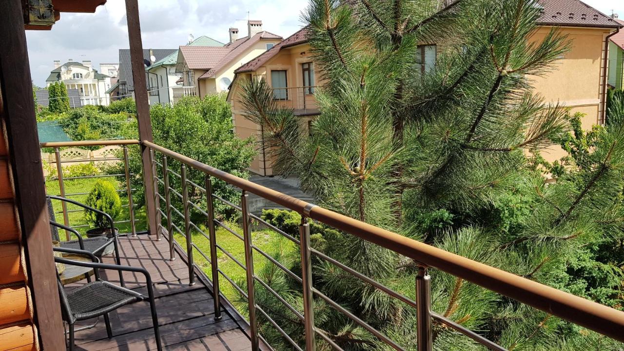 Luxury Villa With Pool And Sauna Chernivtsi Exterior foto
